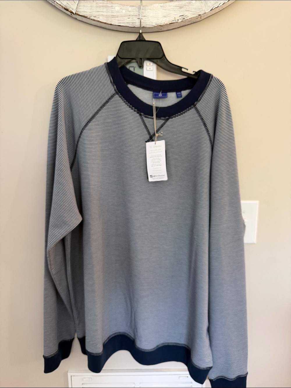 Men's XXl Footjoy Striped Crewneck Sweater in Navy and Light Gray